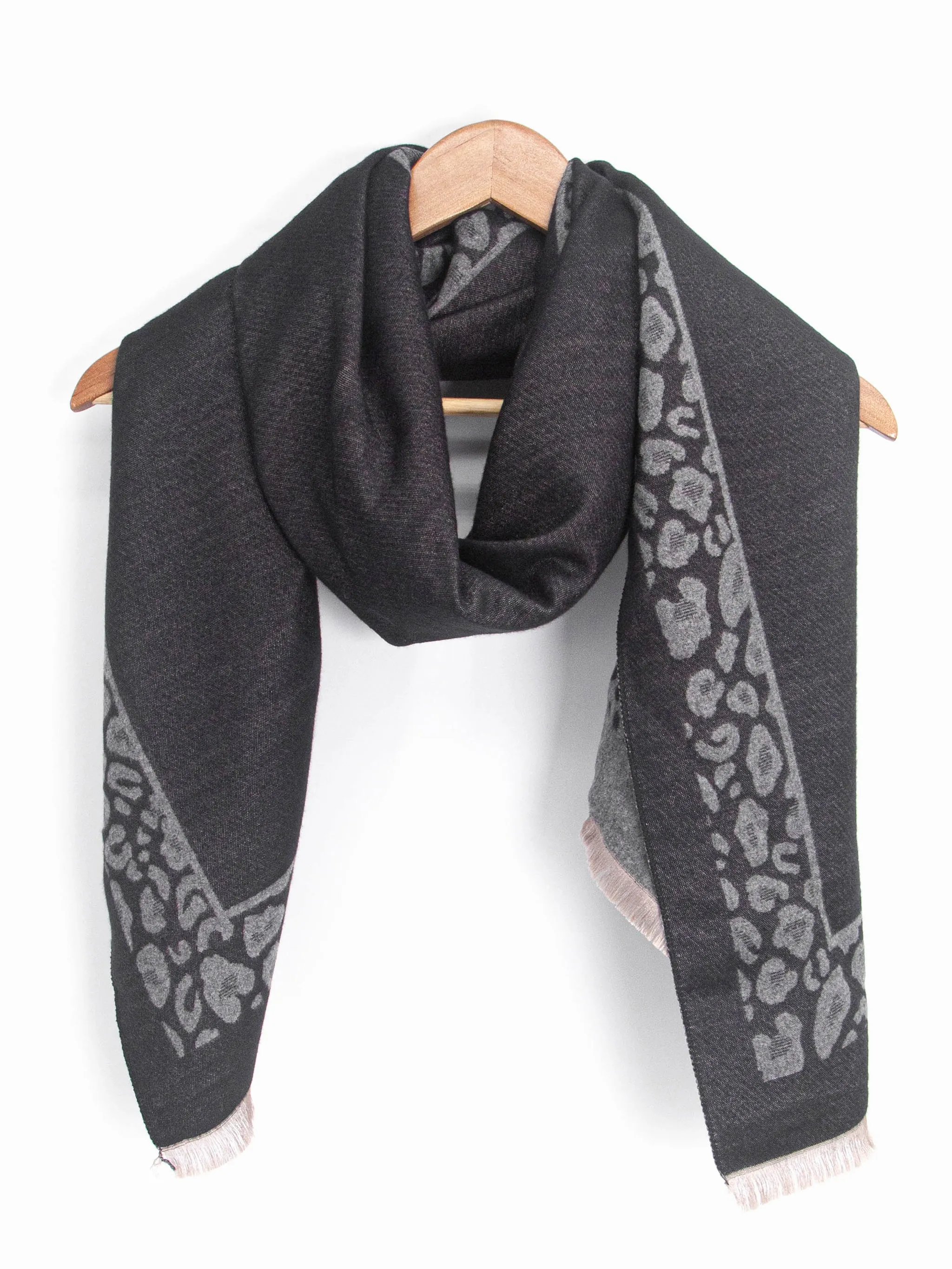 Aga Heavyweight Scarf - Black/Grey, Leopard Border
