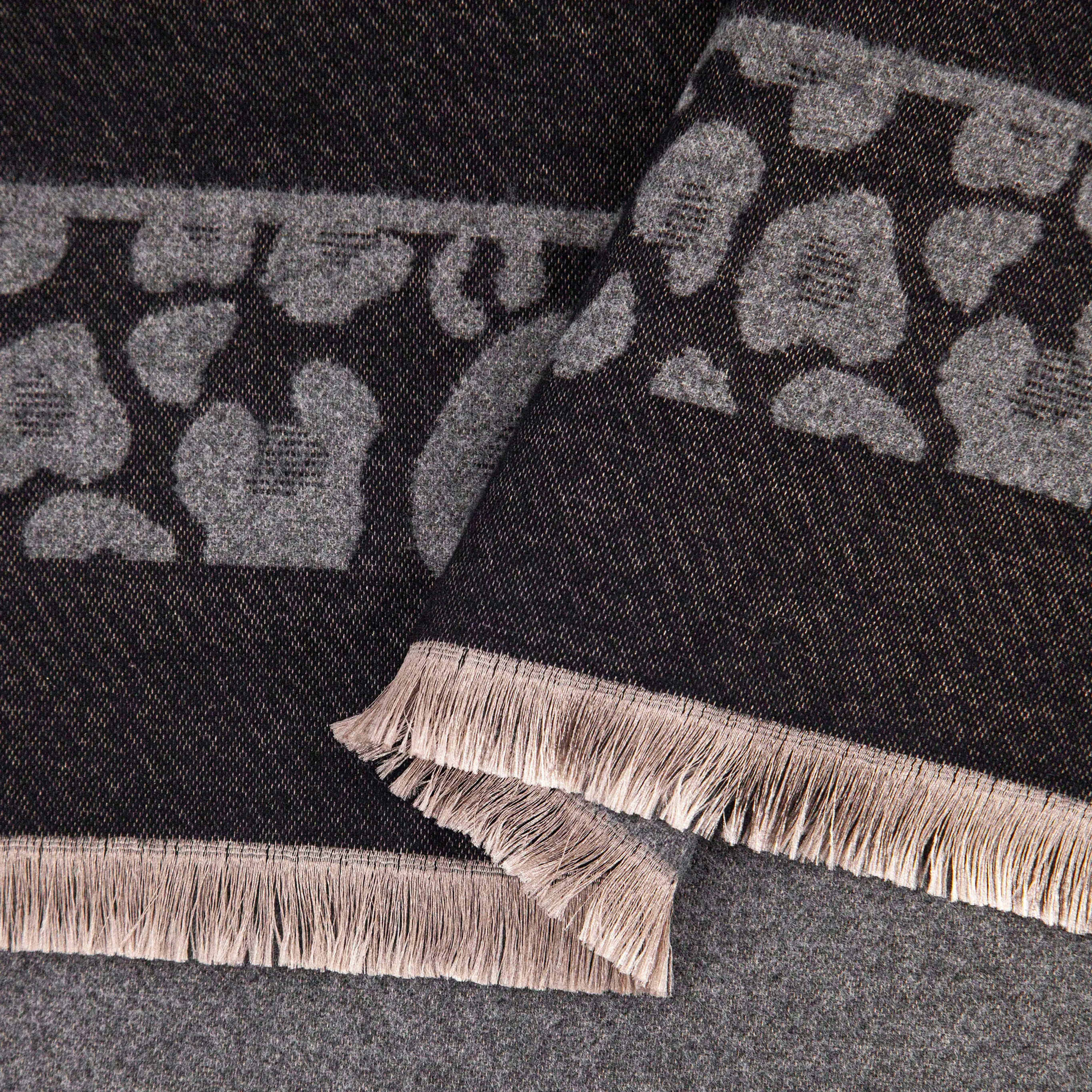 Aga Heavyweight Scarf - Black/Grey, Leopard Border