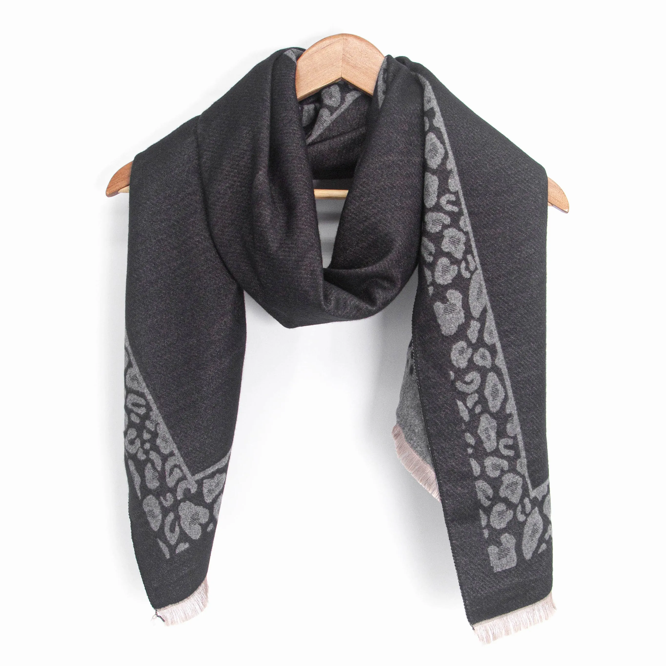 Aga Heavyweight Scarf - Black/Grey, Leopard Border