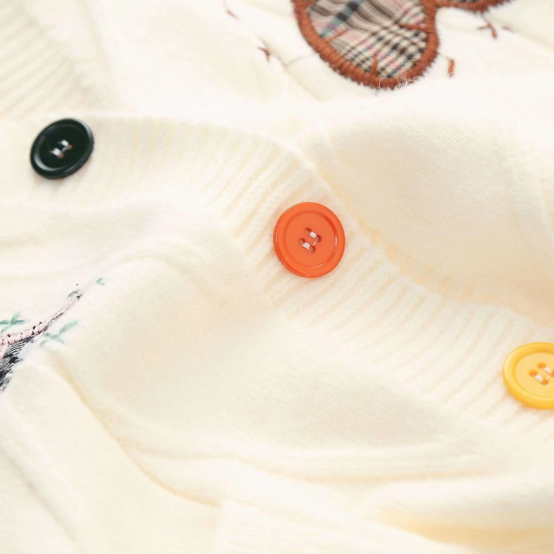 Autumn and Winter Loose Love Embroidery Knit Cardigan