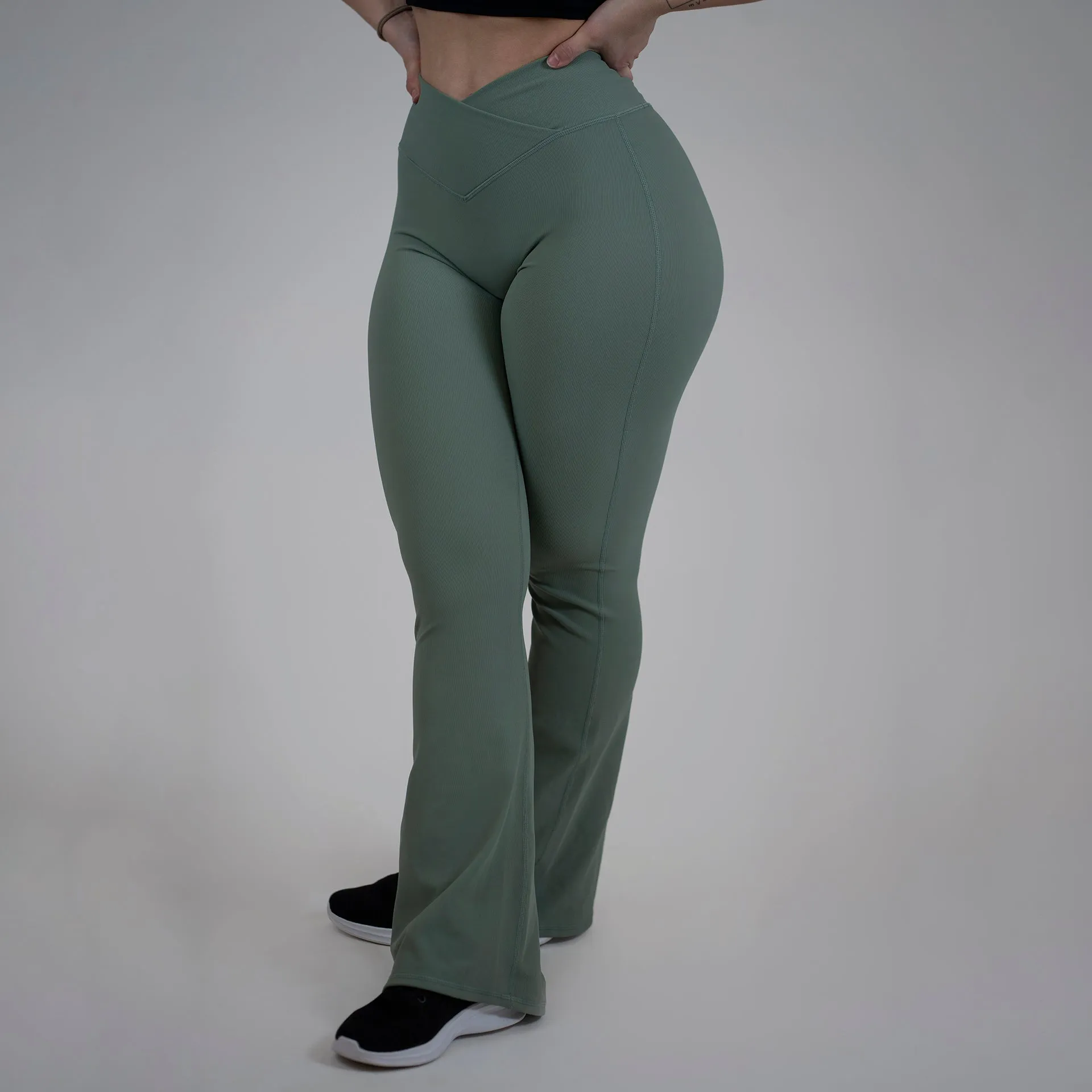 Ember Ribbed Vbelt Leggings(Olive)