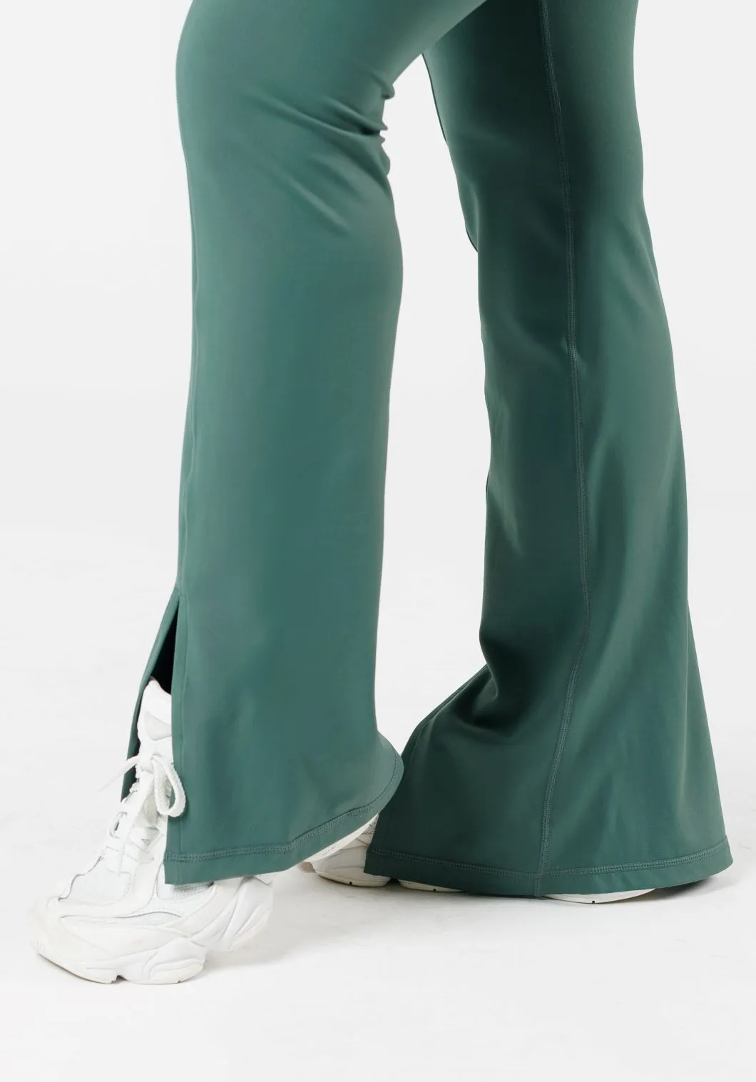FormLux Front Slit Sculptseam® Plus Flare Legging 32" Pine