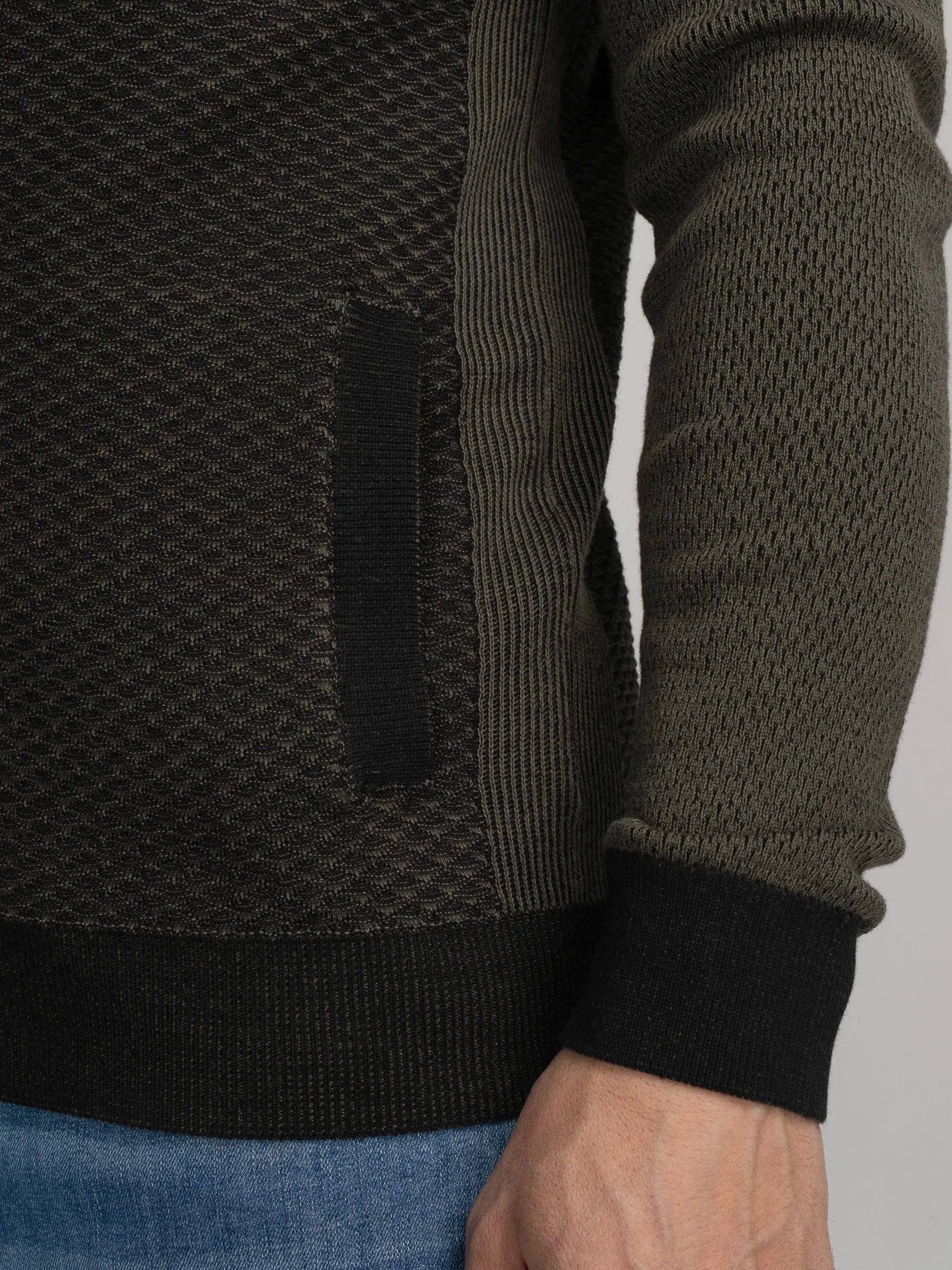 Knitted Cardigan Unalaska
