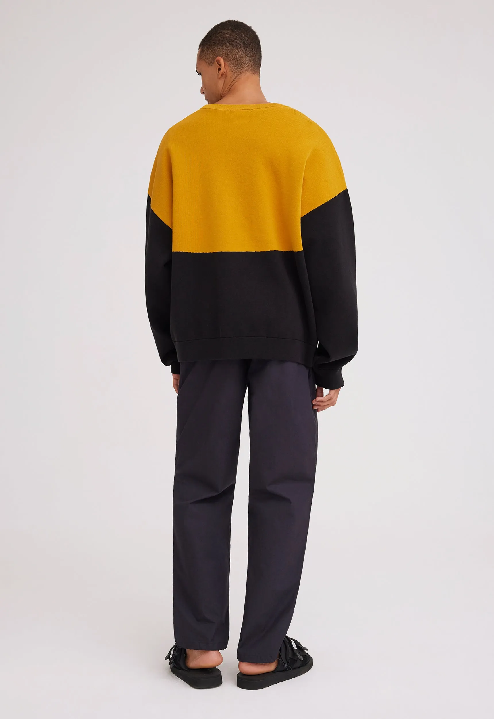 NAGNATA Balance Crew Neck - Black/Turmeric