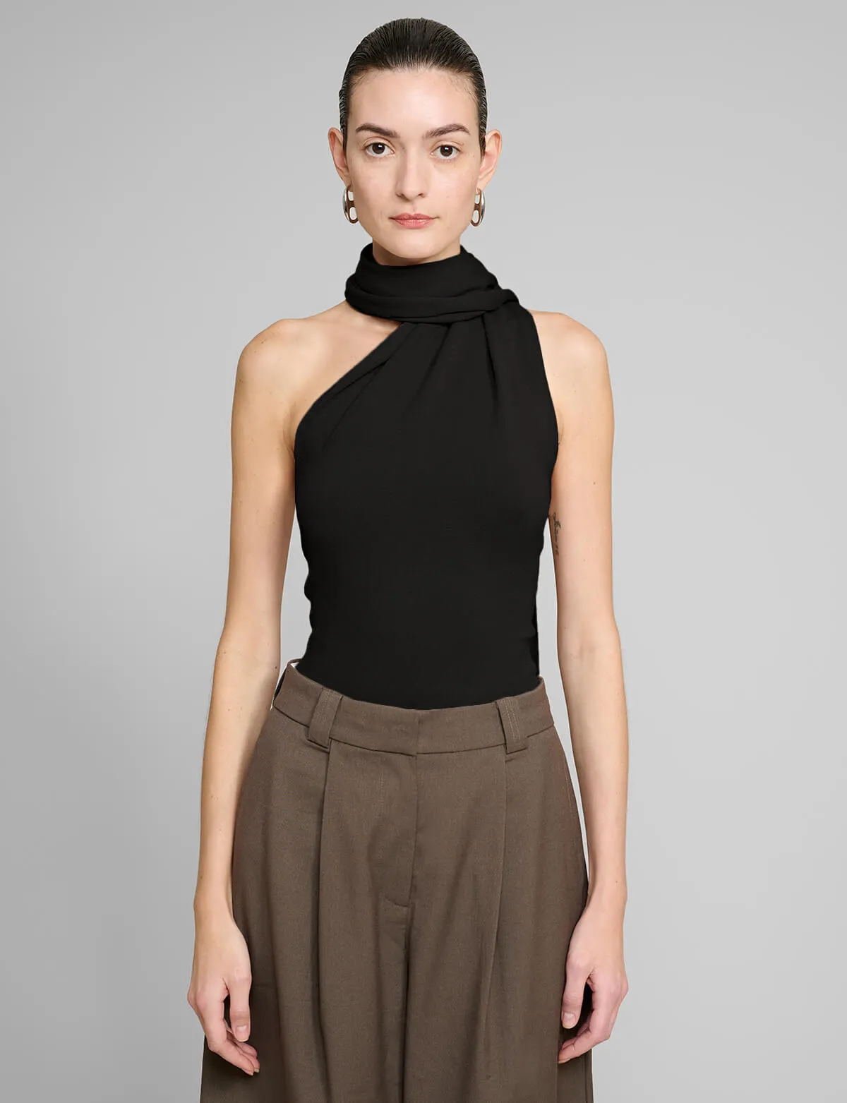 Neck Tie Knit Top