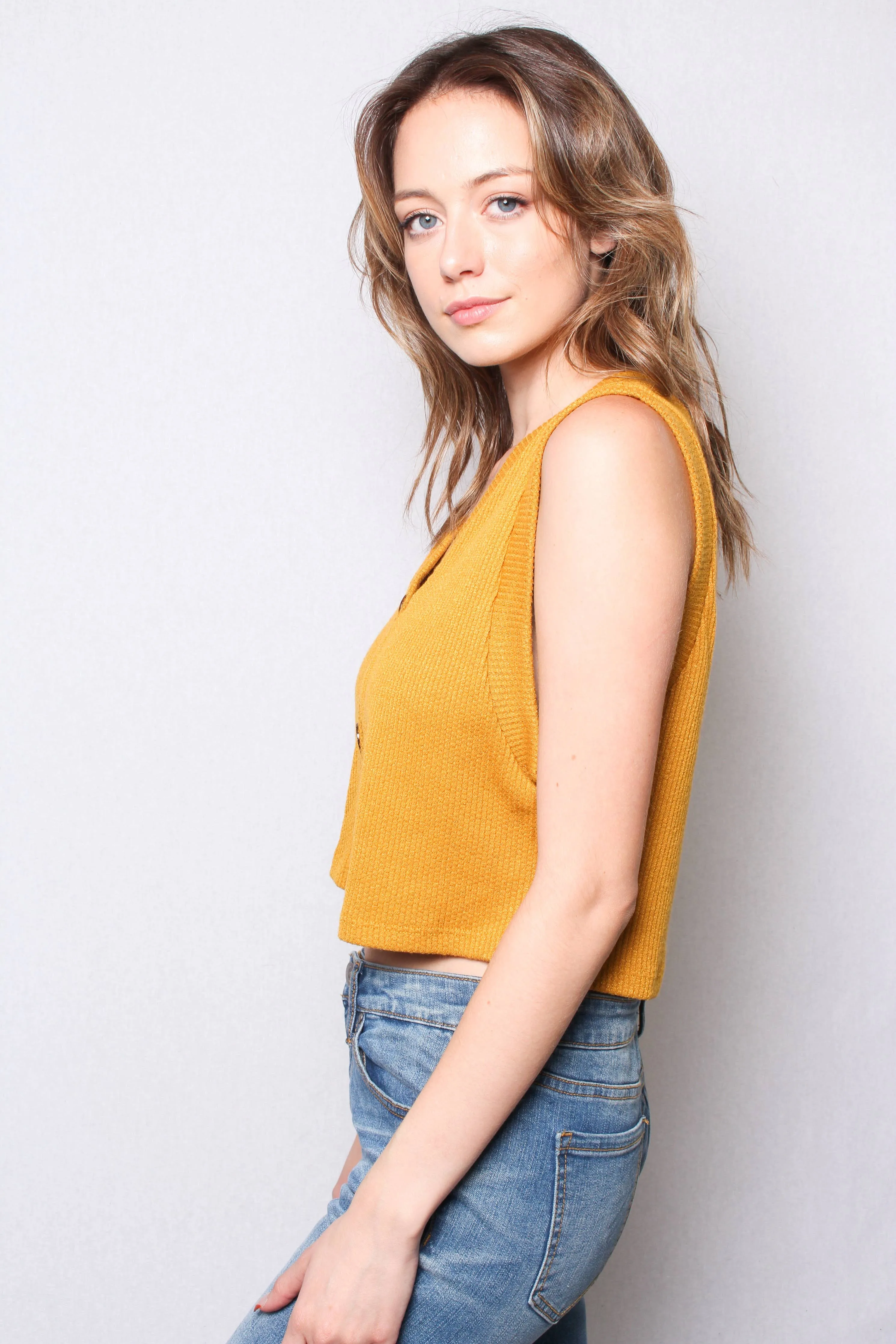 Ribbed Button Front Sweater Vest Cropped Top