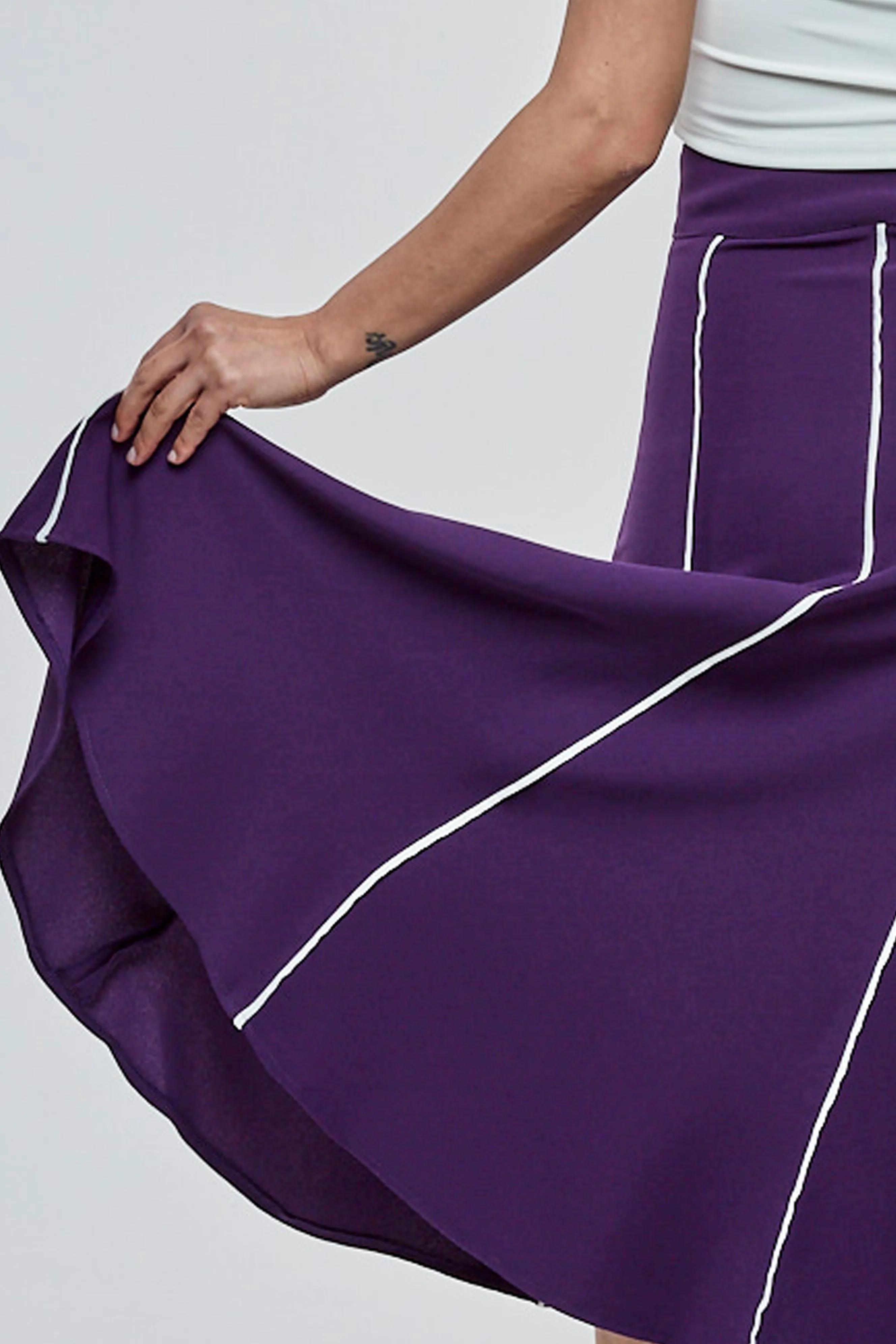 Touchline Tango Skirt / Flared Skirt Series : Six Senses