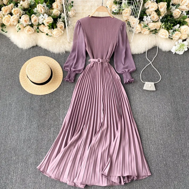 Vintage Charm Maxi Pleated Dress with Puff Sleeves
