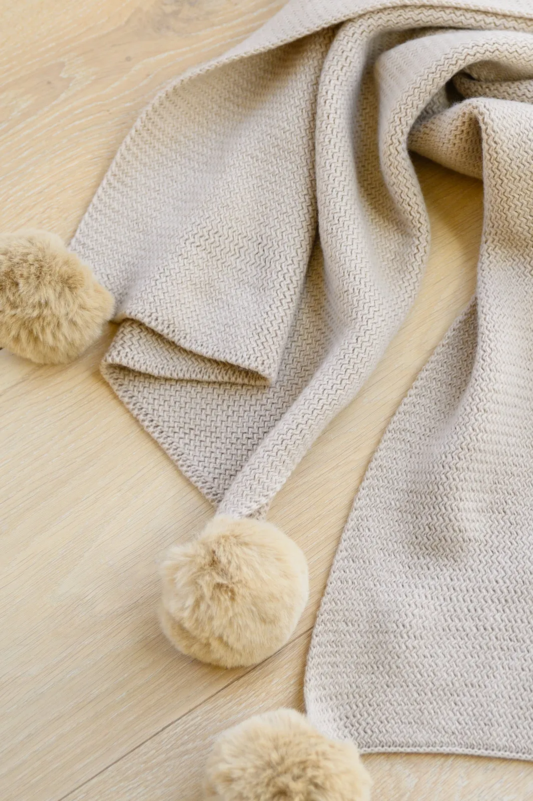 W23 Knitted Fuzzy Pom Pom Scarf In Beige