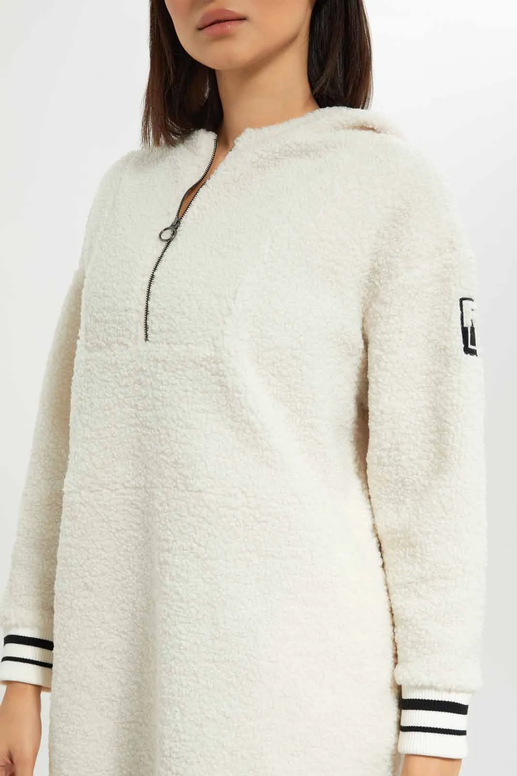Women White Zip Through Jacket With Embroidery