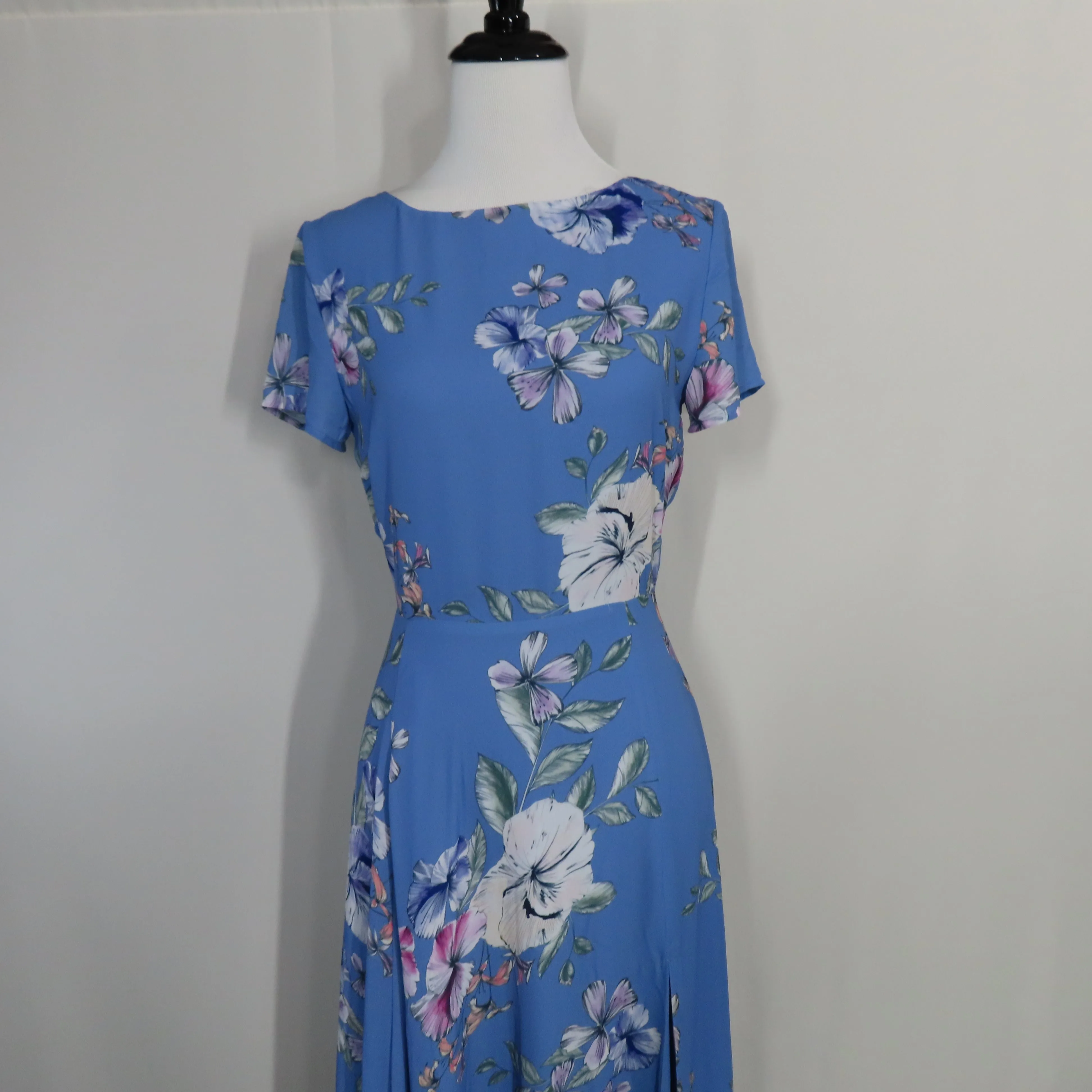 Yumi Kim Blue Floral Miss Magnolia Stone Cosmo Short Sleeve Leg Slit Maxi Size X-Small