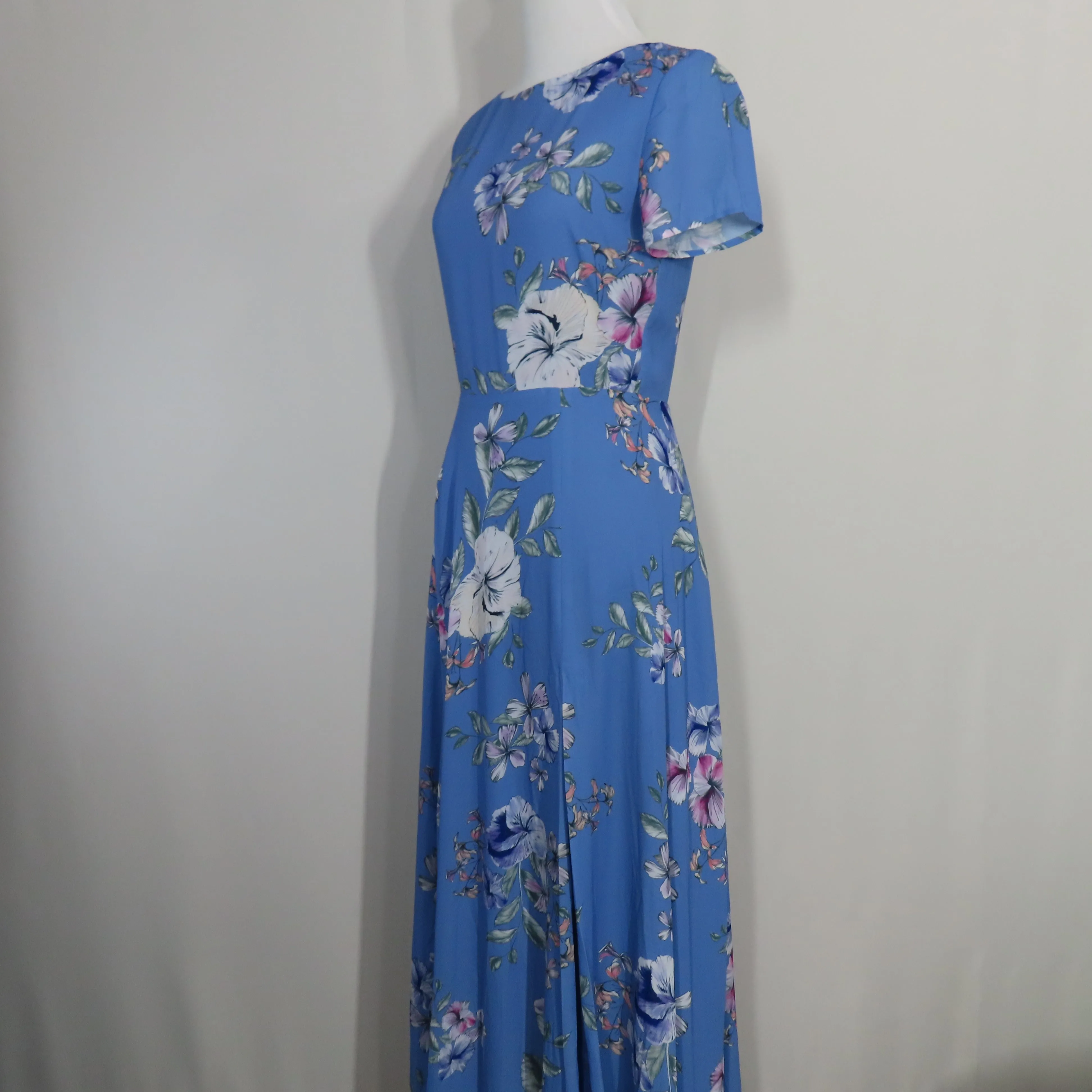 Yumi Kim Blue Floral Miss Magnolia Stone Cosmo Short Sleeve Leg Slit Maxi Size X-Small