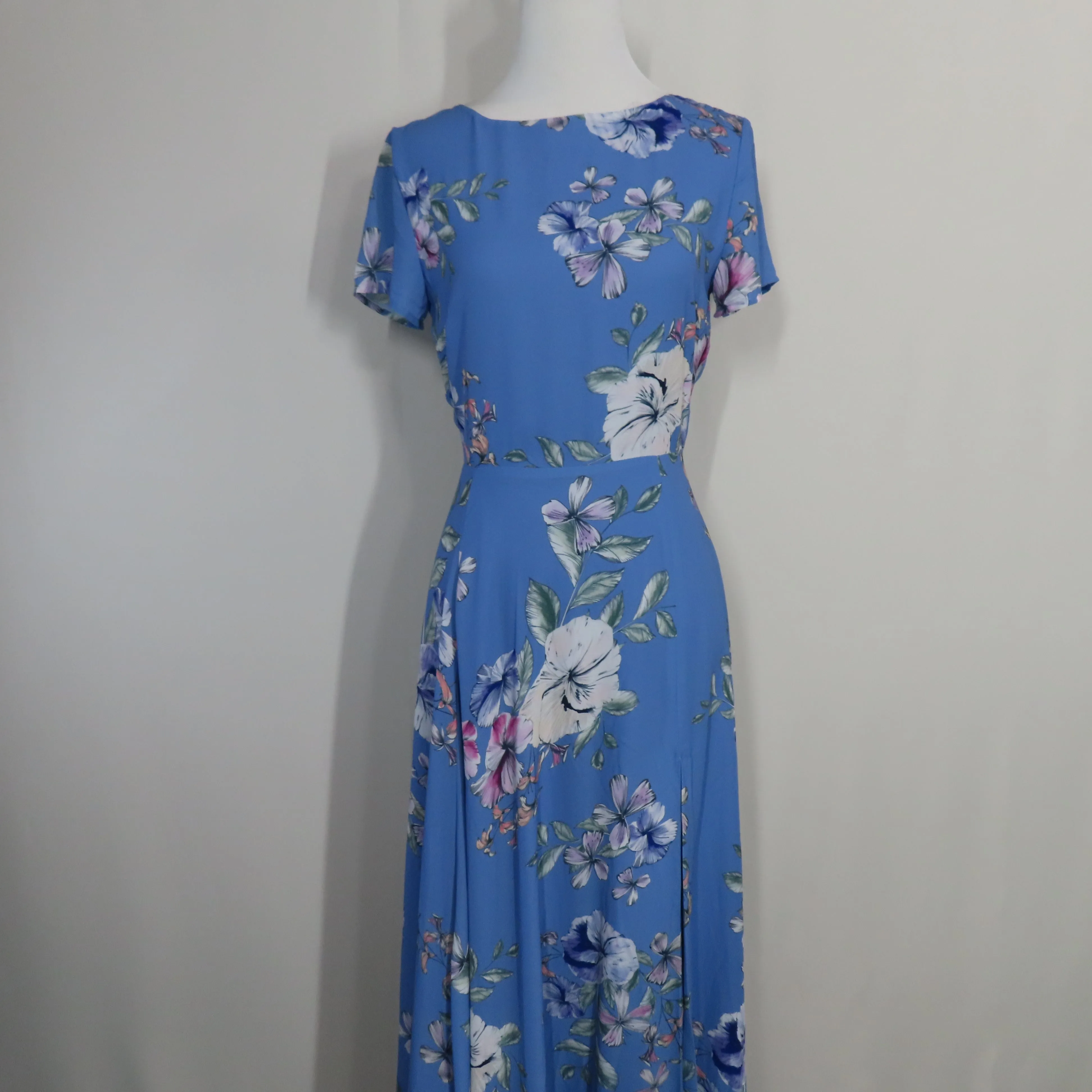 Yumi Kim Blue Floral Miss Magnolia Stone Cosmo Short Sleeve Leg Slit Maxi Size X-Small